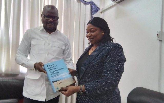 VISITA DE CORTESIA DA EMBAIXADORA DE GÂMBIA NA GUINÉ-BISSAU AO MINISTRO DO AMBIENTE, BIODIVERSIDADE E ACÃO CLIMÁTICA